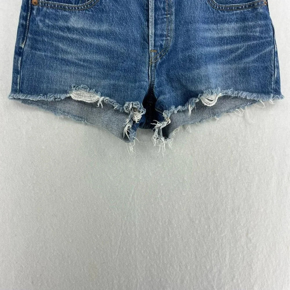 Levi's Jean Shorts Womens Sz 27 Blue Medium Wash High Rise Premium Distressed - Picture 4 of 13